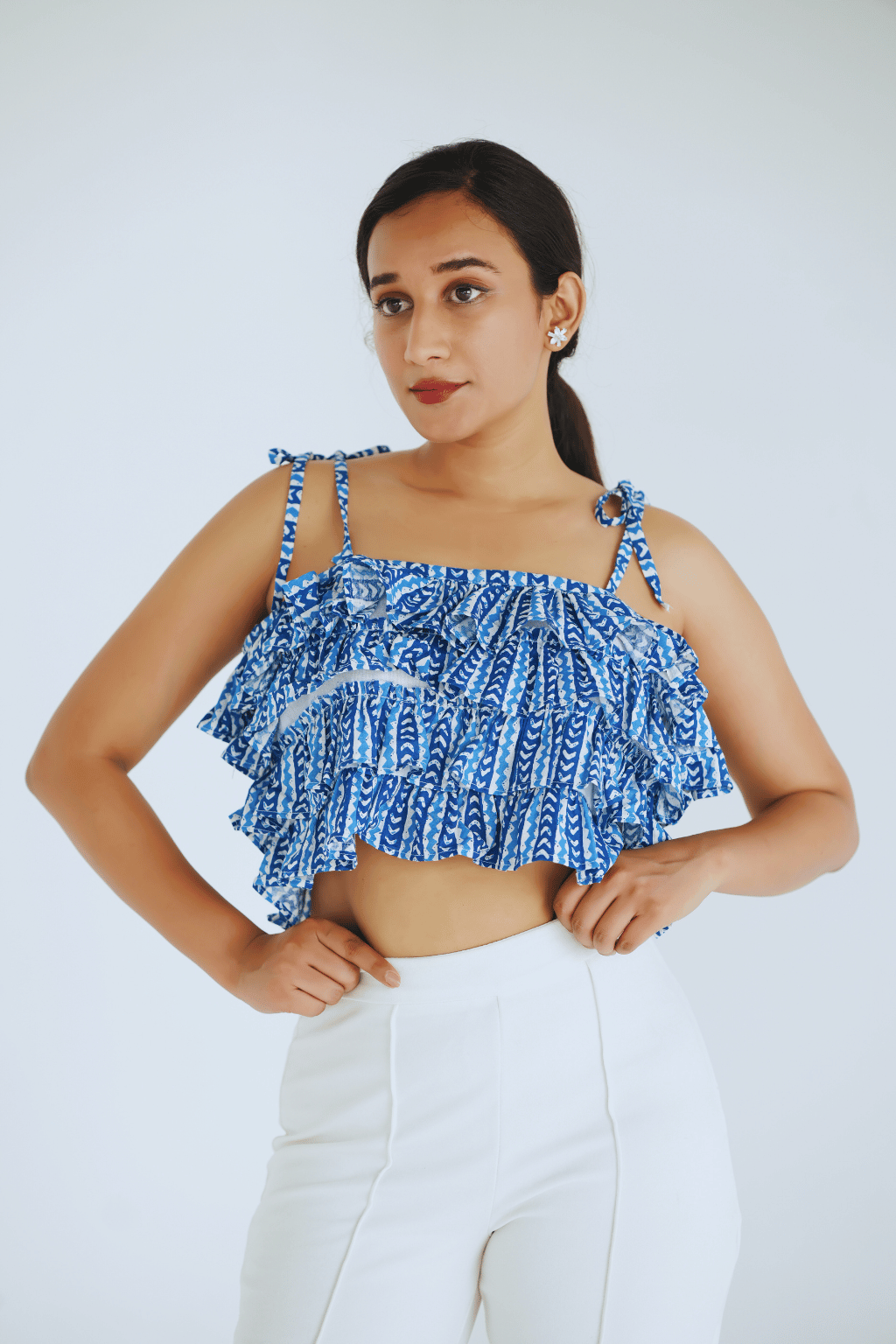 Laharī · 물결 (Mulgyeol) Top