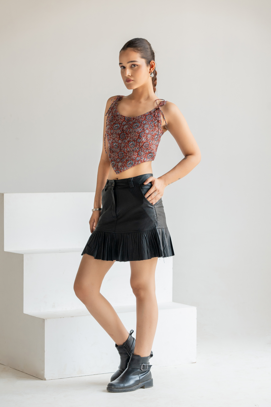 Agni-Hwa Tie-Up Top (अग्नि 화)