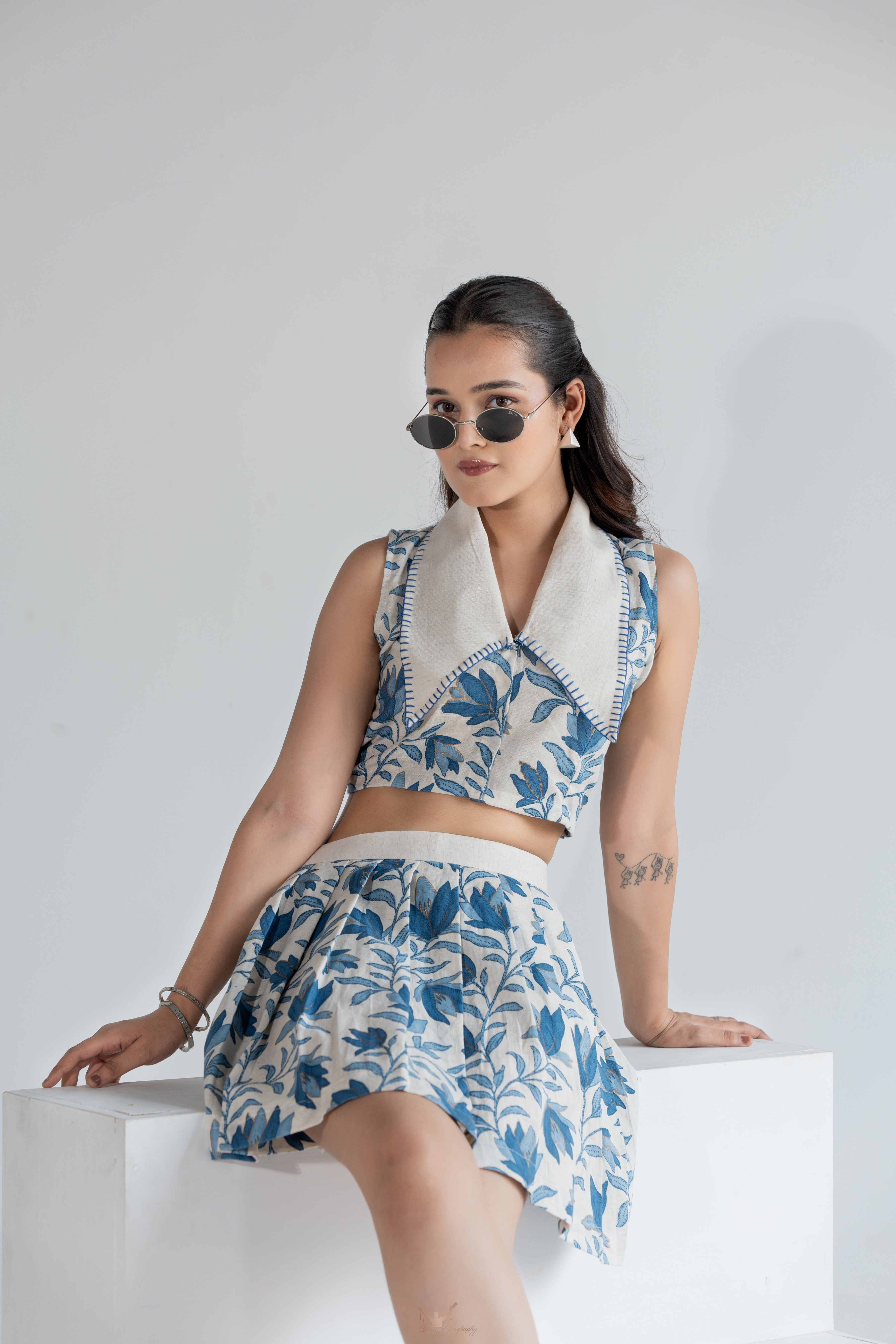 Neel Tara – The Sky Set (नील तारा)