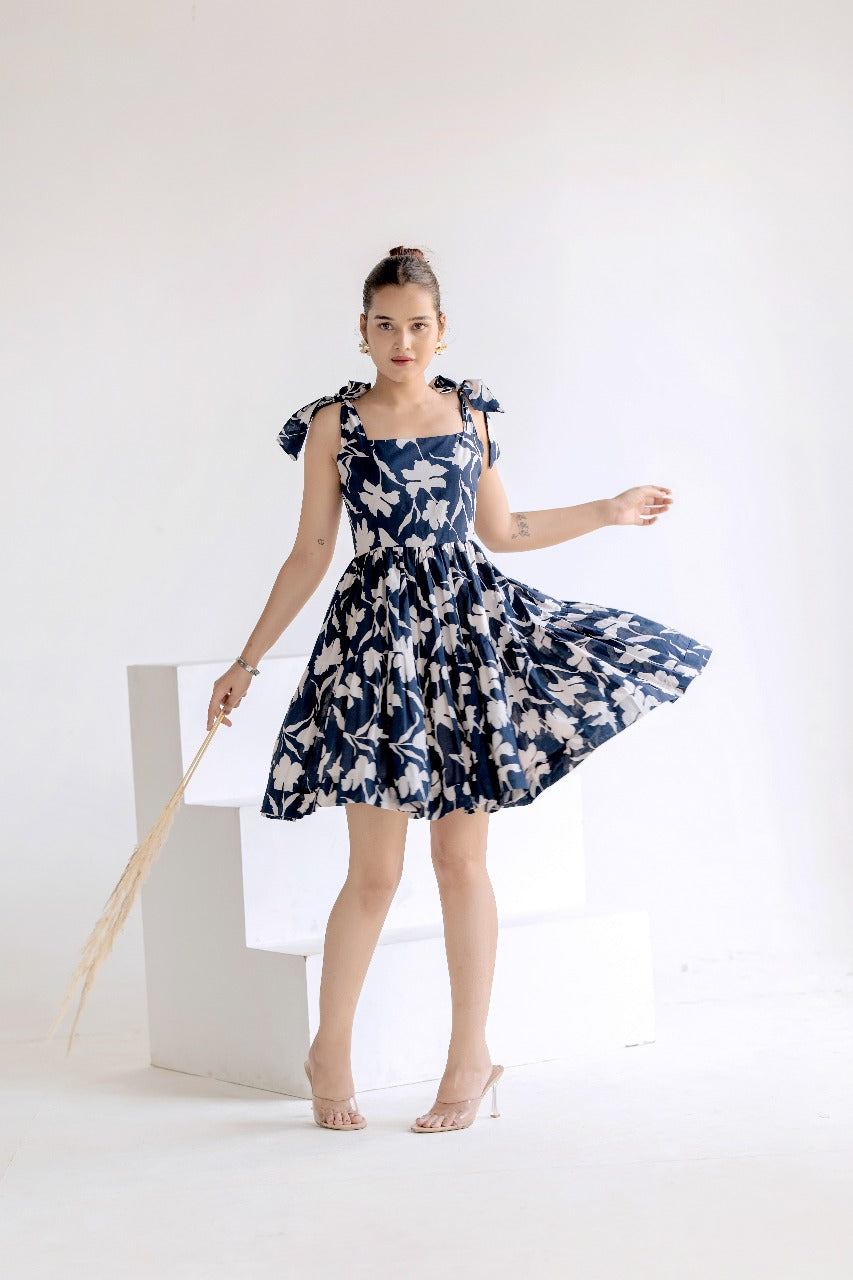 Vinyasa-Hae Dress (विन्यास 해)